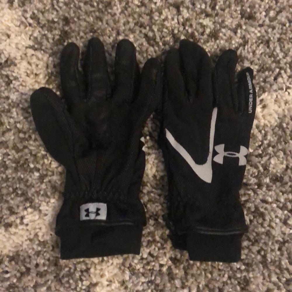 Under Armour gloves